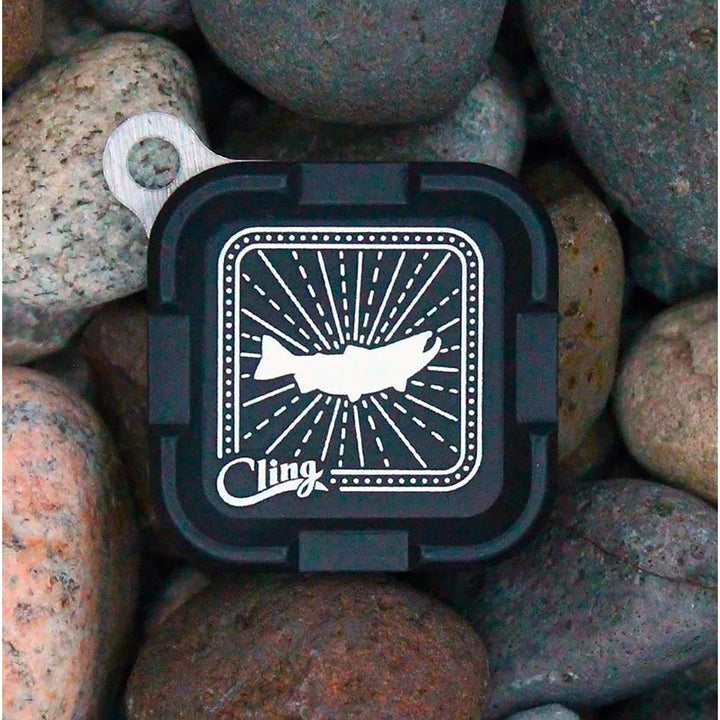 Cling Mag Grab Mini Center of Attention in Black