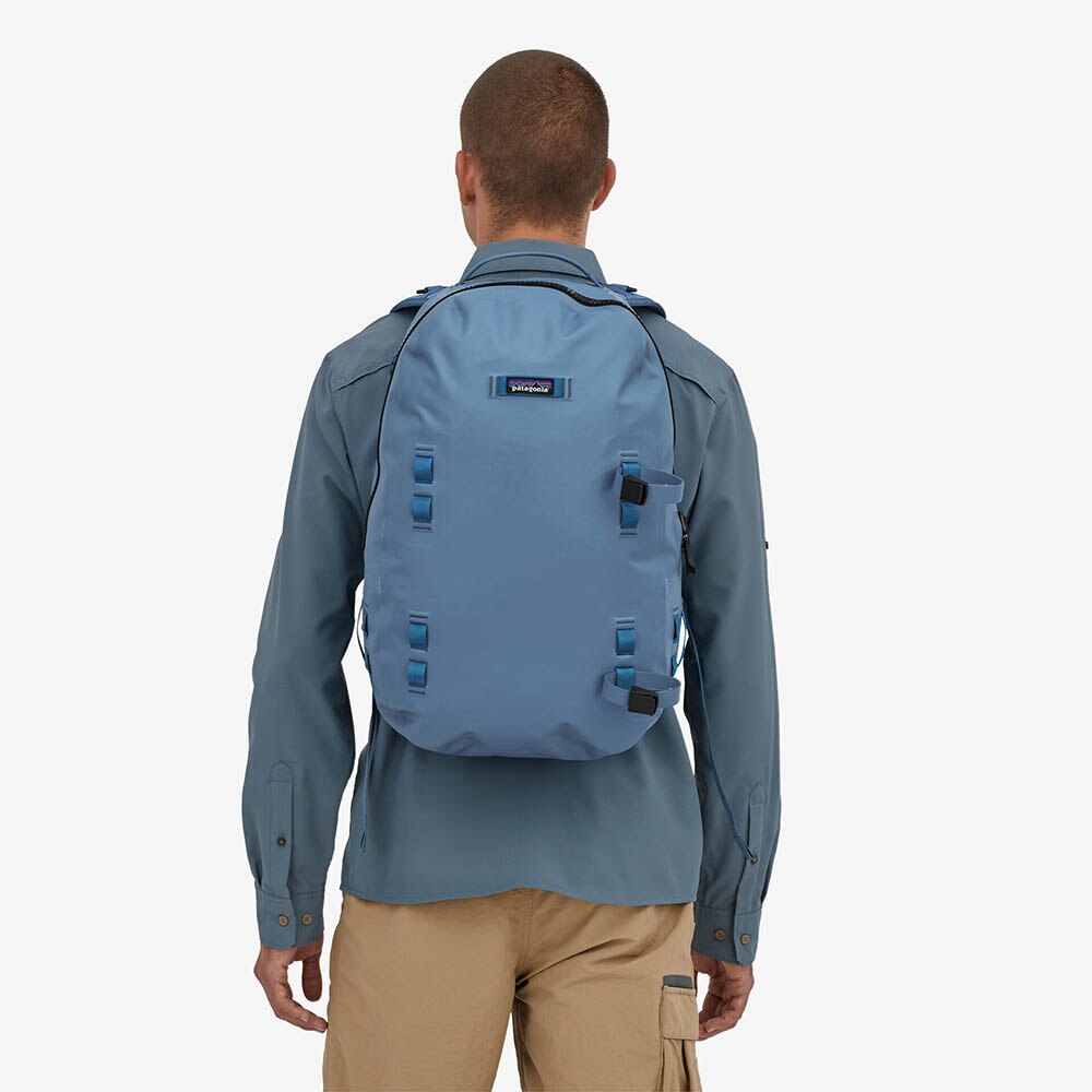 Patagonia Guidewater Backpack 29L in Pigeon Blue