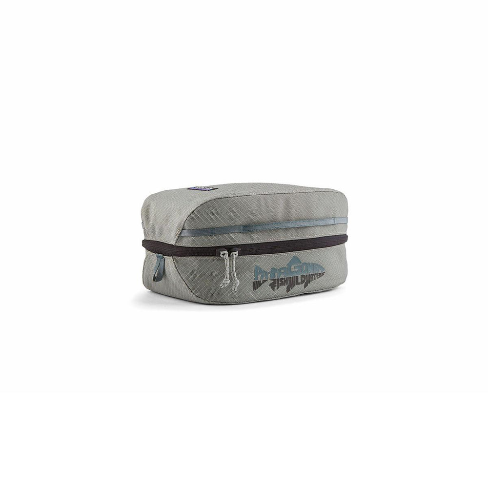 Patagonia Black Hole Cube 6L in Wild Waterline Sleet Green