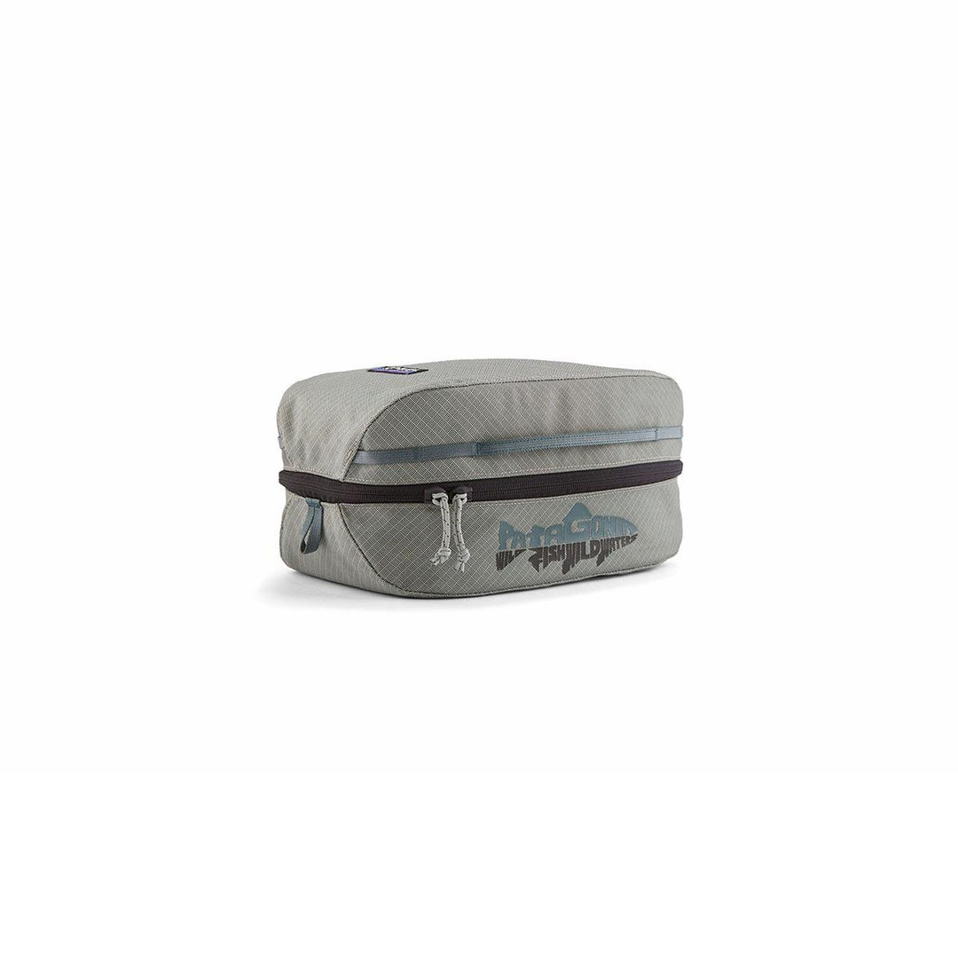 Patagonia Black Hole Cube 6L in Wild Waterline Sleet Green