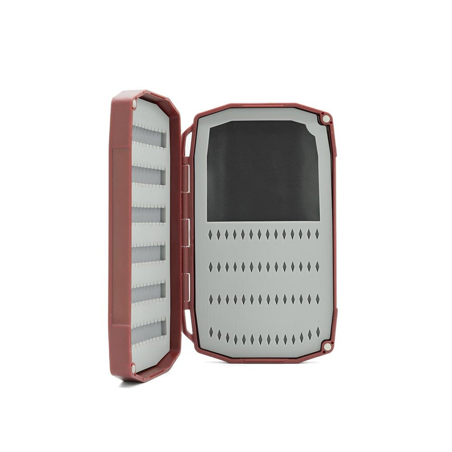 Umpqua UPG Silicone Weekender Mini Fly Box in Claret